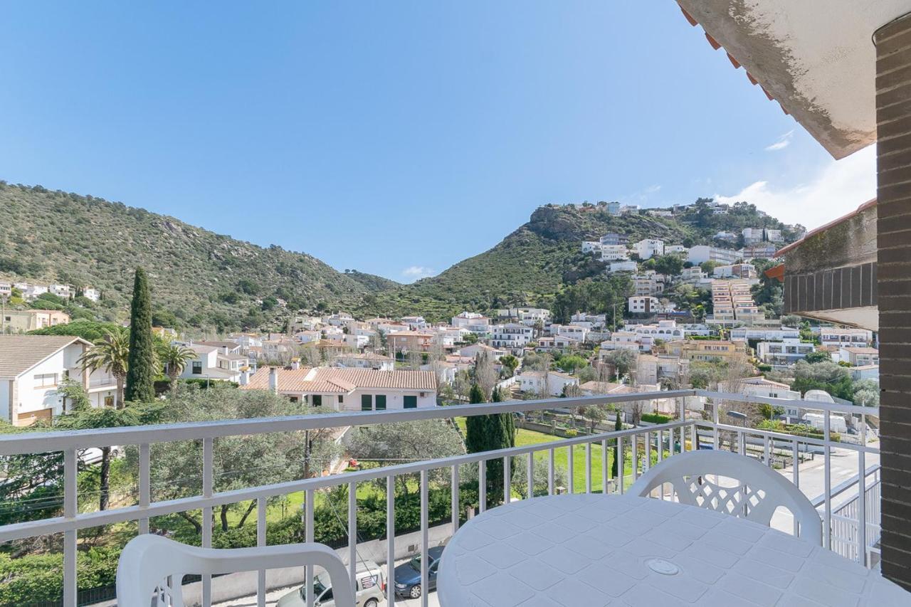 Apartamento en Roses Apartment Bagian luar foto